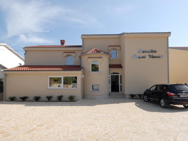 Paradise Resort Vanesa Vir Zewnętrze zdjęcie