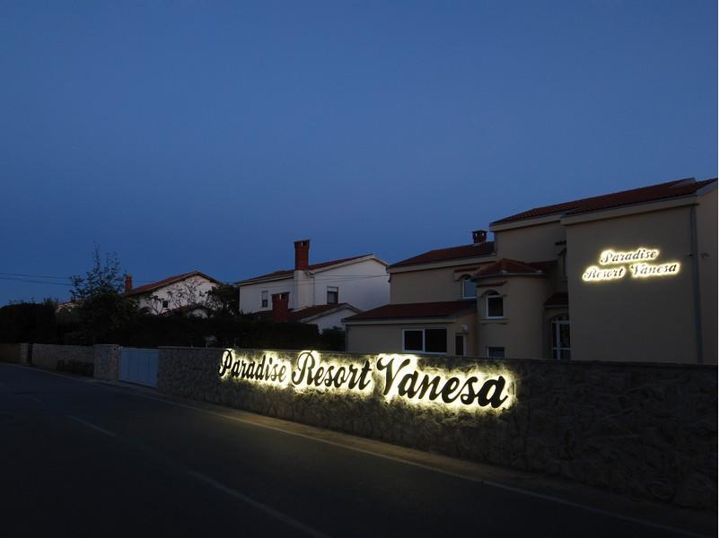 Paradise Resort Vanesa Vir Zewnętrze zdjęcie