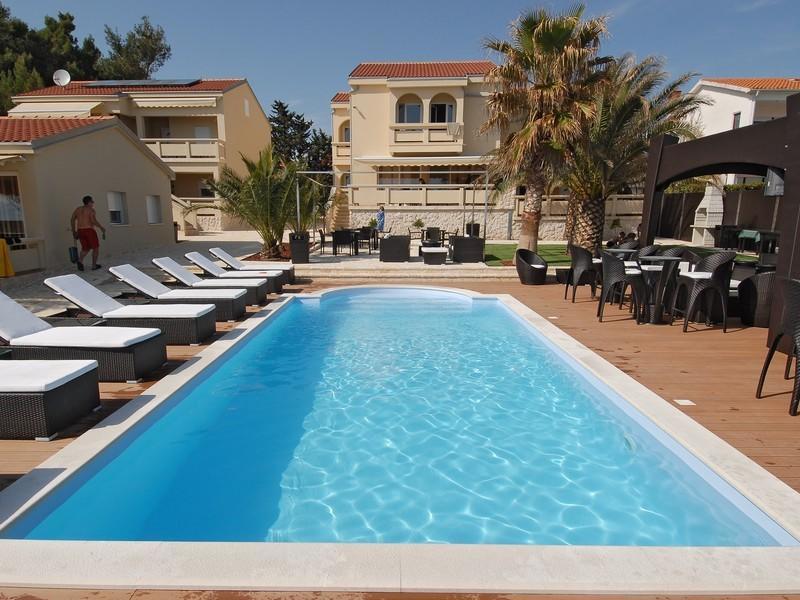 Paradise Resort Vanesa Vir Zewnętrze zdjęcie